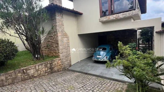 Casa com 5 Quartos à venda, 237m² no Brasiléia, Betim