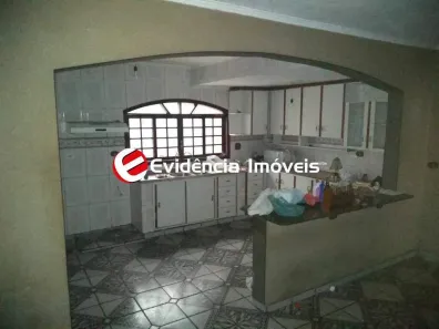 Sobrado com 3 Quartos à venda, 210m² no Jardim Cristiane, Santo André