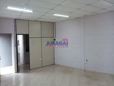 Imóvel Comercial para alugar, 2800m² no Cidade Jardim, Jacareí