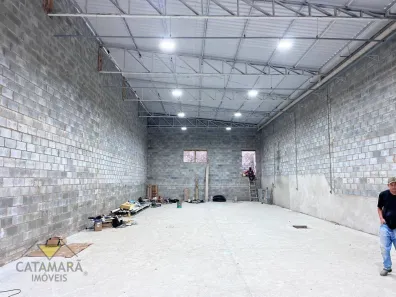 Galpão/Depósito/Armazém para alugar, 300m² no Alto Ipiranga, Mogi das Cruzes