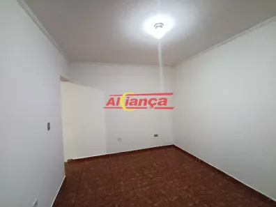Casa com 1 Quarto para alugar, 40m² no Cidade Brasil, Guarulhos
