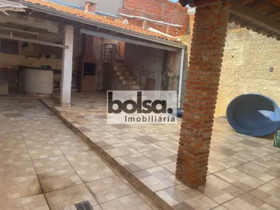 Casa com 5 Quartos à venda, 400m² no Jardim da Grama, Bauru