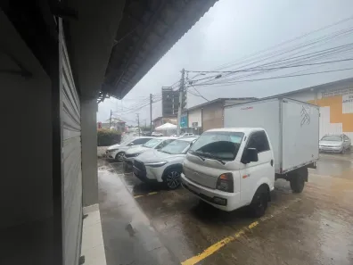 Ponto Comercial para alugar, 60m² no Buraquinho, Lauro de Freitas