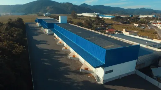 Galpão/Depósito/Armazém para alugar, 1200m² no São Pedro, Navegantes