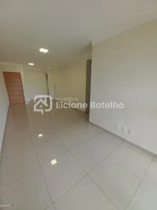 Apartamento com 3 Quartos para alugar, 110m² no Santa Mônica, Uberlândia