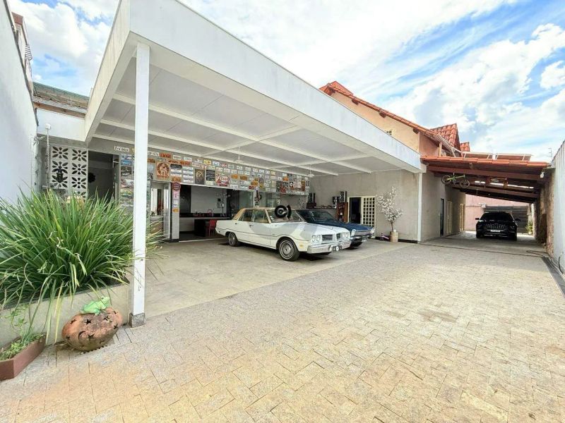 Casa com 5 quartos — Castelo, Belo Horizonte