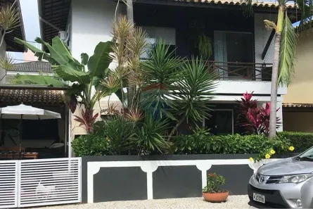 Casa com 4 Quartos para alugar, 168m² no Buraquinho, Lauro de Freitas