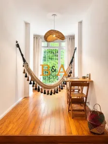 Apartamento com 2 Quartos à venda, 68m² no Leme, Rio de Janeiro