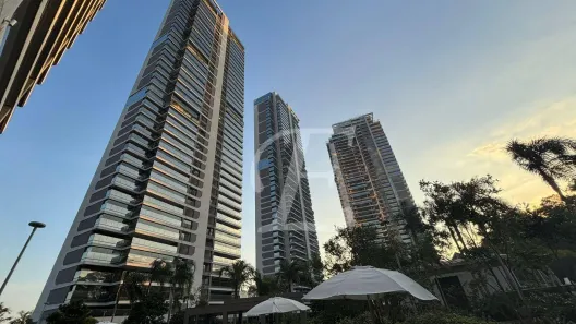 Apartamento com 4 Quartos à venda, 240m² no Jardim Fonte do Morumbi, São Paulo
