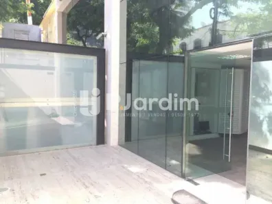 Prédio Comercial para alugar, 370m² no Humaitá, Rio de Janeiro