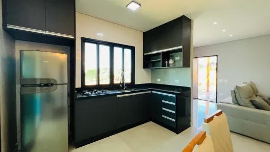 Casa de Condomínio com 3 Quartos à venda, 144m² no Condomínio Riviera de Santa Cristina XIII, Paranapanema