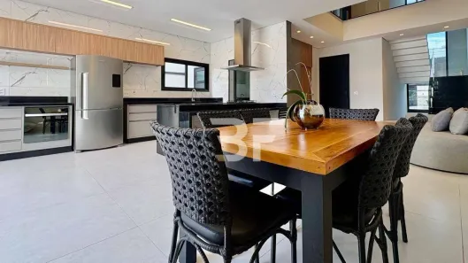 Casa de Condomínio com 3 Quartos à venda, 203m² no Jardim Bréscia, Indaiatuba