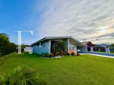 Casa com 3 Quartos à venda, 180m² no XANGRI-LÁ, Xangri-lá