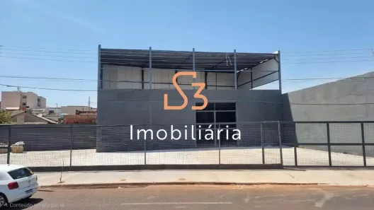 Galpão/Depósito/Armazém para alugar, 450m² no Bom Jesus, Uberlândia