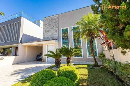 Casa de Condomínio com 5 Quartos à venda, 200m² no São Braz, Curitiba