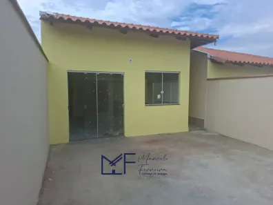 Casa com 2 Quartos à venda, 64m² no Centro, Florestal