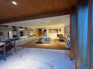 Apartamento com 4 Quartos à venda, 250m² no São Francisco, Niterói