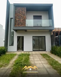 Casa de Condomínio com 3 Quartos à venda, 119m² no Jansen, Gravataí