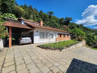 Casa com 6 Quartos à venda, 312m² no Barra do Imbuí, Teresópolis