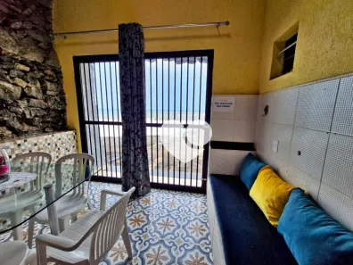 Casa com 2 Quartos para alugar, 200m² no Enseada Azul, Guarapari