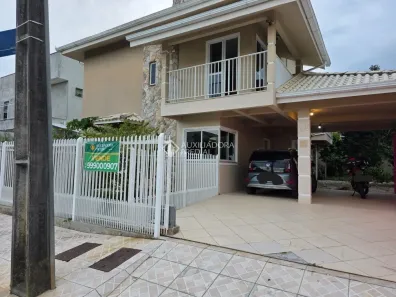 Casa com 3 Quartos à venda, 279m² no Carianos, Florianópolis