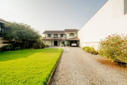 Casa com 3 Quartos à venda, 168m² no Floresta, Joinville