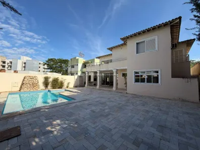 Casa com 4 Quartos à venda, 364m² no Irmãos Soares, Uberaba