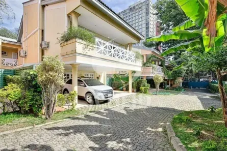 Casa de Condomínio com 4 Quartos à venda, 366m² no Santo Amaro, São Paulo
