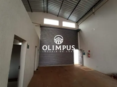 Galpão/Depósito/Armazém para alugar, 250m² no Segismundo Pereira, Uberlândia