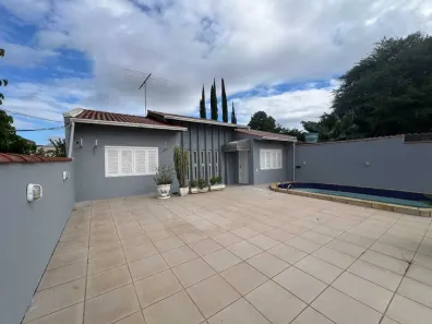 Casa com 3 Quartos para alugar, 130m² no Pinheiro, São Leopoldo