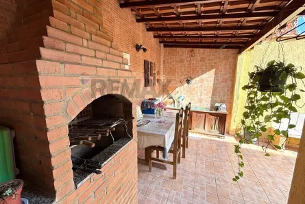 Casa com 3 Quartos à venda, 184m² no Vila Kosmos, Rio de Janeiro