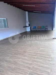 Casa com 3 Quartos à venda, 184m² no Lídice, Uberlândia