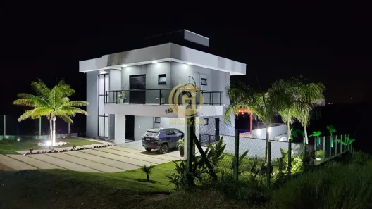 Casa de Condomínio com 3 Quartos para alugar, 1250m² no Loteamento Residencial Parque Lago Dourado, Jacareí