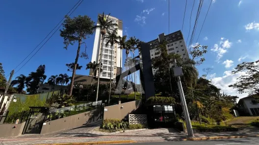 Apartamento com 2 Quartos para alugar, 74m² no Glória, Joinville