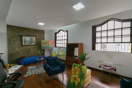 Casa com 4 Quartos à venda, 600m² no Sagrada Família, Belo Horizonte