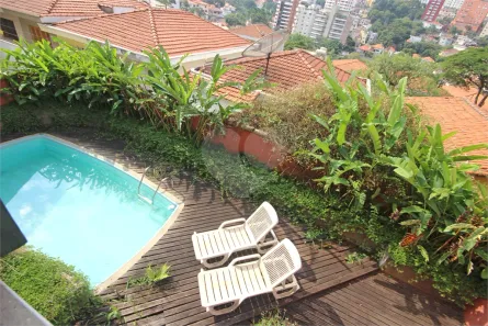 Sobrado com 4 Quartos à venda, 220m² no Vila Madalena, São Paulo