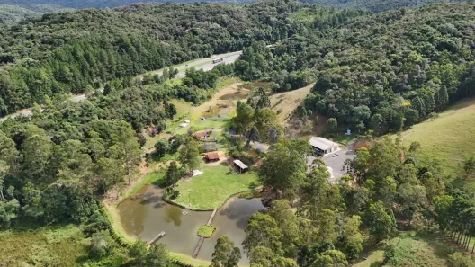 Fazenda/Sítio com 3 Quartos à venda, 420m² no Pinheirinho, Campina Grande do Sul