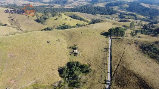 Fazenda/Sítio com 2 Quartos à venda, 80m² no Cachoeira Grande, Lagoinha