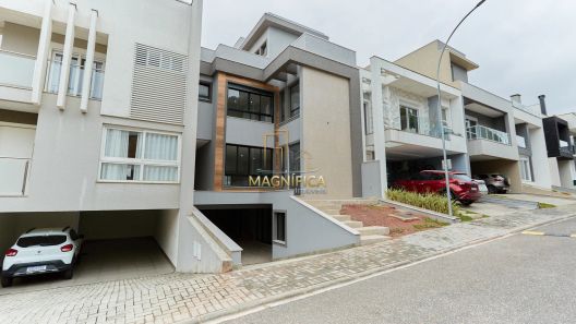 Casa de Condomínio com 3 Quartos à venda, 323m² no Uberaba, Curitiba