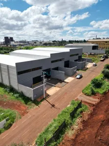 Galpão/Depósito/Armazém para venda ou aluguel, 800m² no Cilo 2, Londrina