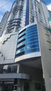 Apartamento com 2 Quartos para alugar, 80m² no Centro, Balneário Camboriú