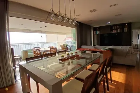 Apartamento com 3 Quartos para alugar, 143m² no Vila Gumercindo, São Paulo