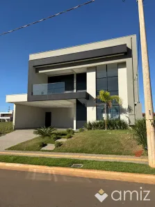 Sobrado com 4 Quartos à venda, 300m² no Jardins Parma, Senador Canedo