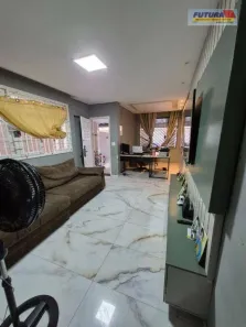 Sobrado com 3 Quartos à venda, 193m² no Vila Valença, São Vicente