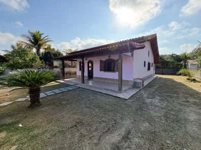 Casa de Condomínio com 3 Quartos à venda, 96m² no Ipitangas, Saquarema
