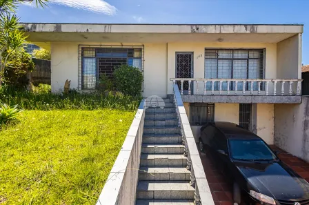Casa com 3 Quartos à venda, 176m² no Tingui, Curitiba