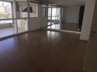 Apartamento com 3 Quartos à venda, 180m² no Moema, São Paulo
