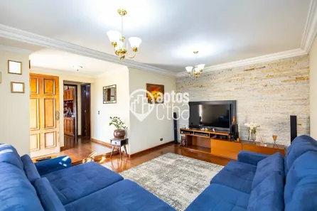 Sobrado com 4 Quartos à venda, 440m² no Pilarzinho, Curitiba