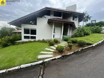 Casa de Condomínio com 4 Quartos à venda, 422m² no Centro, Joinville