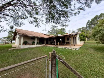 Fazenda/Sítio com 3 Quartos à venda, 700m² no São Jorge, Piracicaba